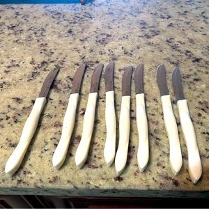 Eight CUTCO steak knives Pearlized excellent condition